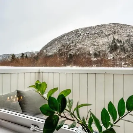 Apartman Stor Og Moderne I Indre Arna Gratis Parkering!! Bergen