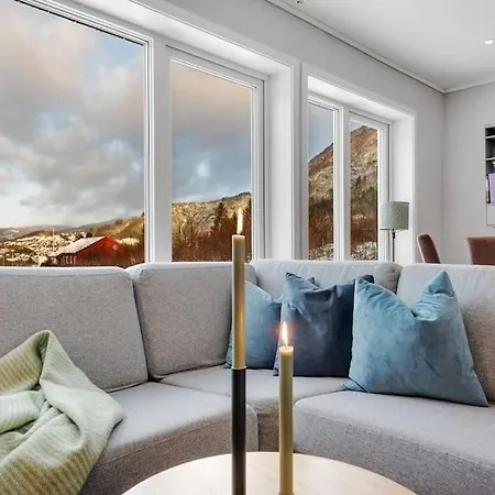 Apartman Stor Og Moderne I Indre Arna Gratis Parkering!! *