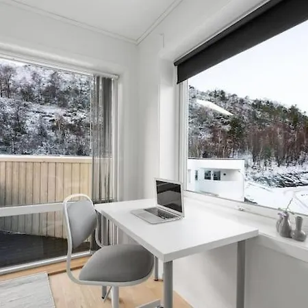 Stor Og Moderne I Indre Arna Gratis Parkering!! Apartman Bergen