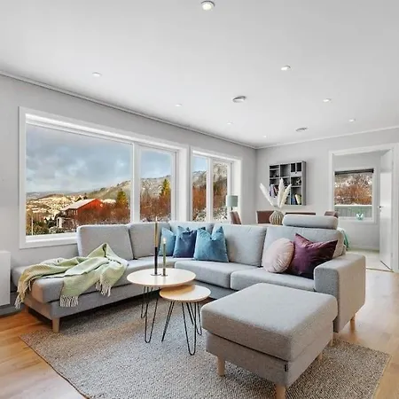 Stor Og Moderne I Indre Arna Gratis Parkering!! Apartman *
